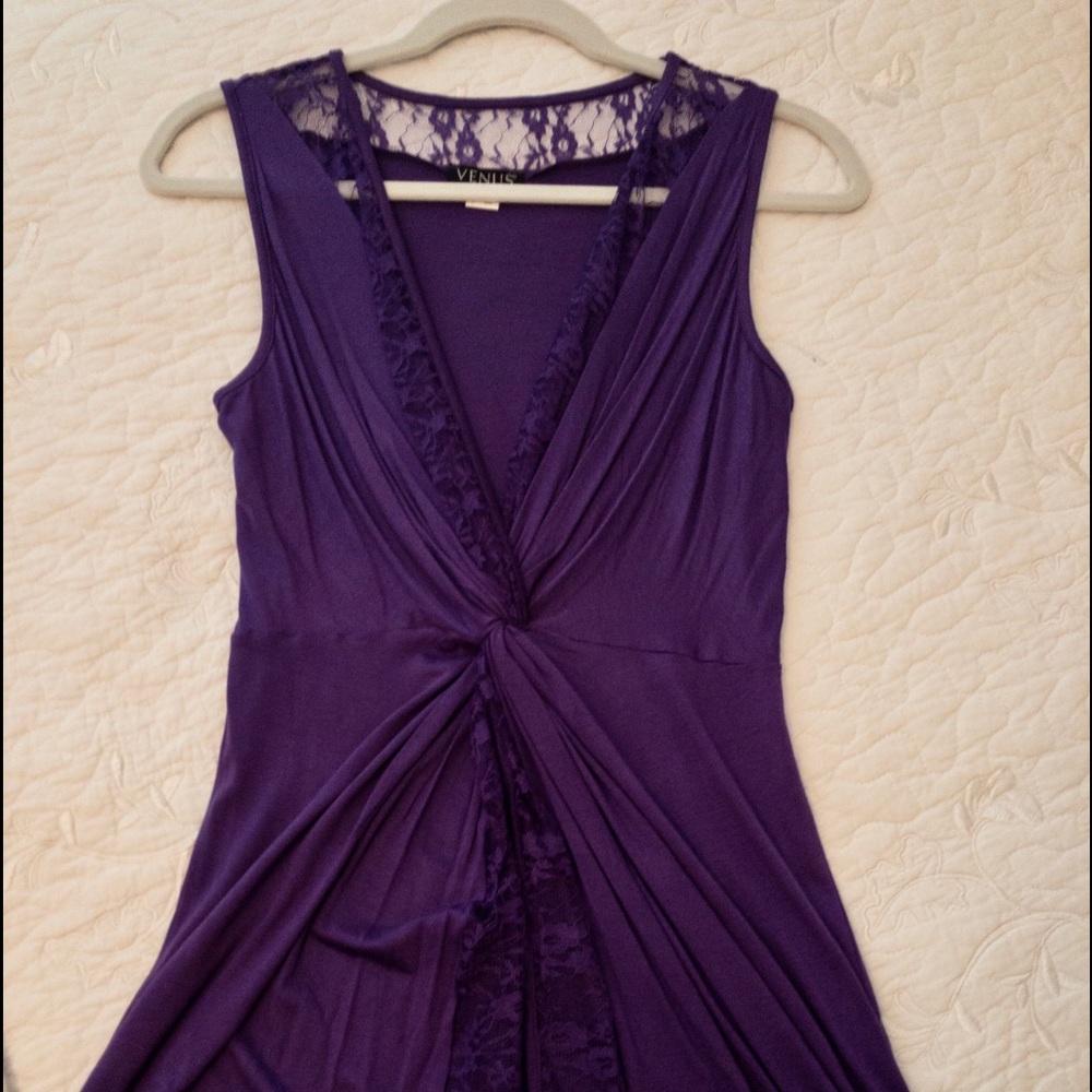 Sleeveless blouse